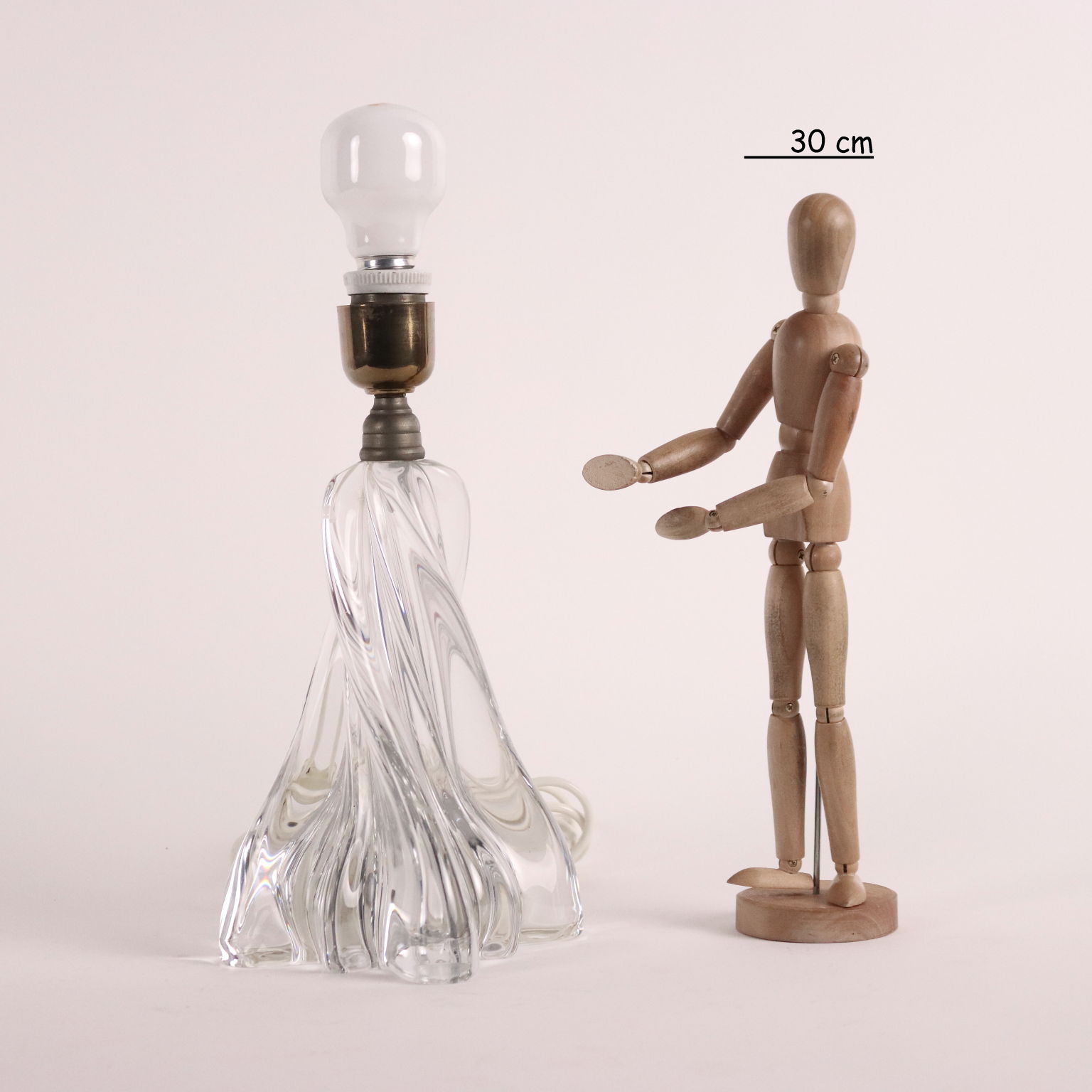 Lampe de chevet vintage en cristal de Baccarat et laiton, France 1970
