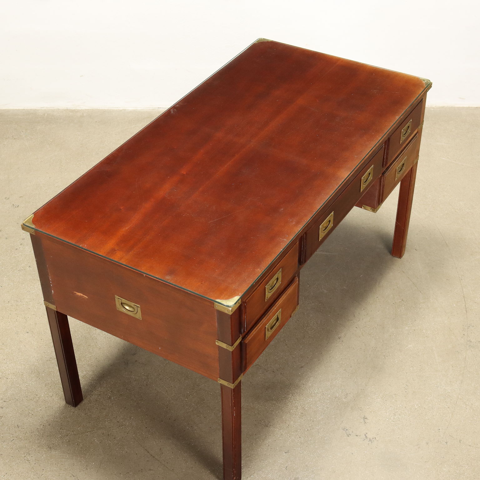 Large English Navy Writing Desk in Mahogany and Brass for sale at Pamono