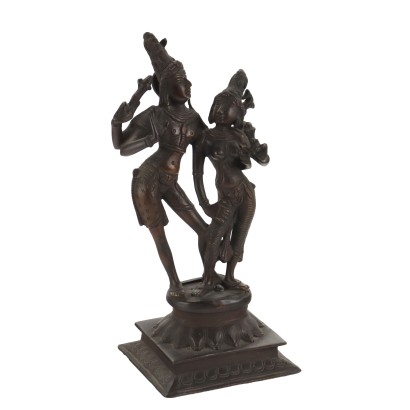 Krishna con una escultura de bronce Gopi