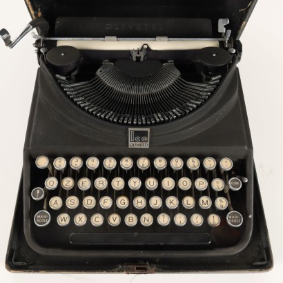 Ico Olivetti Typewriter