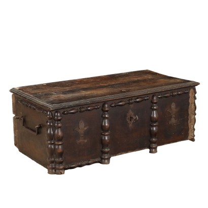 Antique Chest Walnut Italy XVIII Century