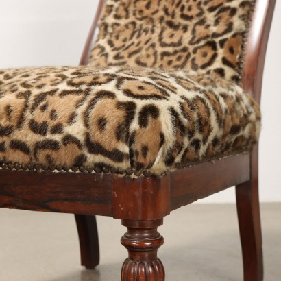 Paire de chaises en tissu imprimé animalier