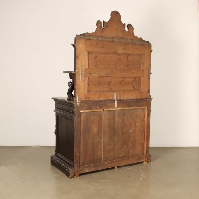 Sideboard mit Neorenaissance-Ständer