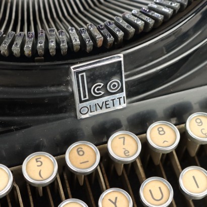 Máquina de escribir Ico Olivetti