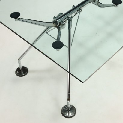 'Nomos' table by Norm,Norman Foster,Norman Foster,Norman Foster,Norman Foster,Norman Foster,Norman Foster,Norman Foster,Norman Foster,Norman Foster