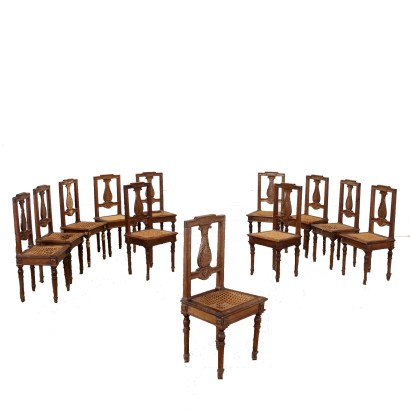 Groupe de 12 Chaises Néoclassiques Merisier Italie XVIII Siècle